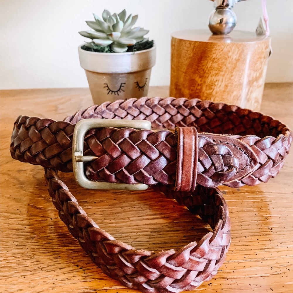 Leather belt